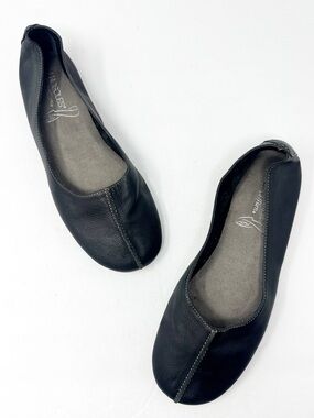 Aerosoles Stitch N Turn Sol Music Leather Ballet Flats Black Size 9